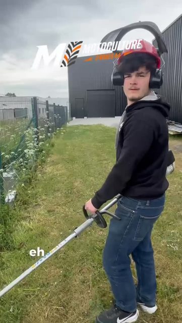 🌿LOCATION🪵
Aujourd’hui, Nathan vous présente l’ensemble de notre matériel de location 😁 et il y en a pour tous les goûts 😋
Alors n’hésitez pas à vous rendre directement sur notre site pour réserver le matériel dont vous avez besoin : https://motoculture2roues.lokki.rent
.
#motoculture2roues44 #location #materieldejardin #onatoutcequilfaut